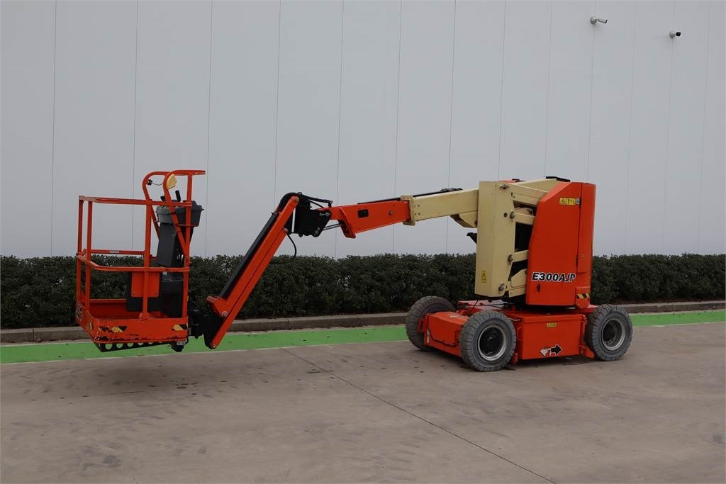 JLG E300AJP - Bomlift: bilde 2 JLG E300AJP - Bomlift: bilde 2