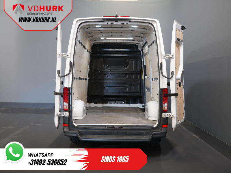 Volkswagen Crafter 35 2.0 TDI 140 pk L3H3 BPM VRIJ! 270Gr. Deuren/ Carplay/ Climate/ Camera/ Cruise - Kassebil: bilde 5 Volkswagen Crafter 35 2.0 TDI 140 pk L3H3 BPM VRIJ! 270Gr. Deuren/ Carplay/ Climate/ Camera/ Cruise - Kassebil: bilde 5