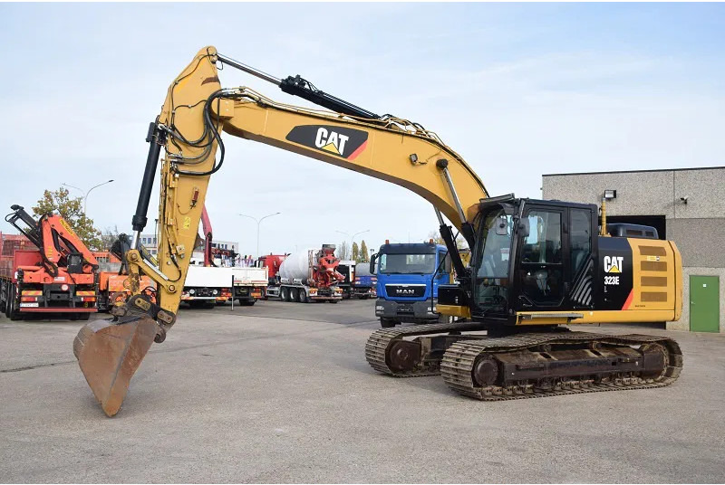 Caterpillar 323E-stock id2 - Beltegraver: bilde 4 Caterpillar 323E-stock id2 - Beltegraver: bilde 4