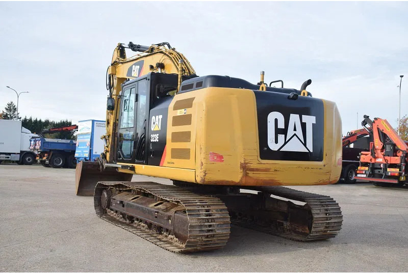 Caterpillar 323E-stock id2 - Beltegraver: bilde 2 Caterpillar 323E-stock id2 - Beltegraver: bilde 2