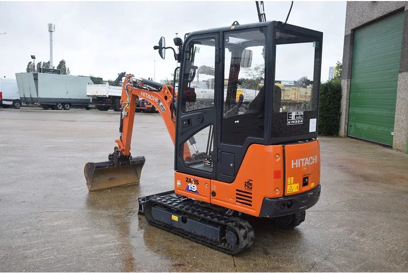 Hitachi ZX19.6 CR - Minigraver: bilde 3 Hitachi ZX19.6 CR - Minigraver: bilde 3