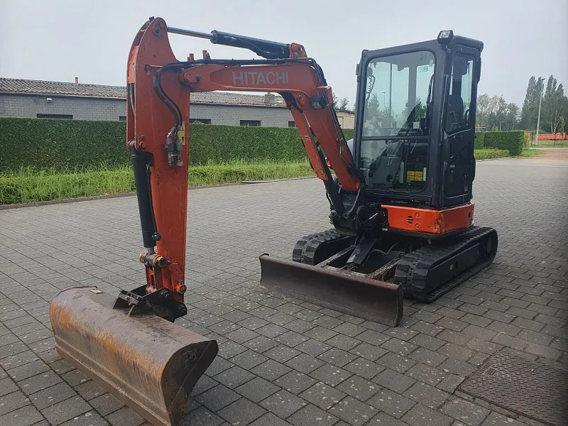 Hitachi ZX33U -5A -CLR - Minigraver: bilde 2 Hitachi ZX33U -5A -CLR - Minigraver: bilde 2