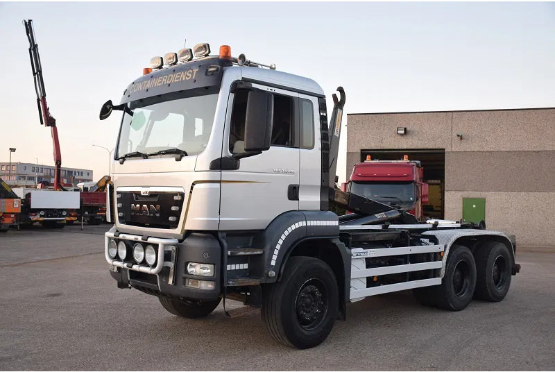 MAN TGS 33.400 - Krokbil: bilde 1 MAN TGS 33.400 - Krokbil: bilde 1