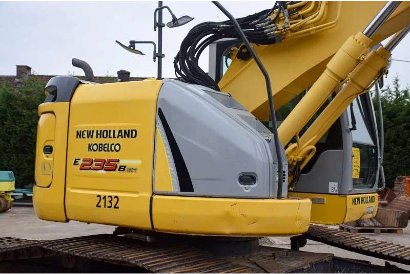 New Holland Kobelco E235B SR-LCT - Beltegraver: bilde 5 New Holland Kobelco E235B SR-LCT - Beltegraver: bilde 5