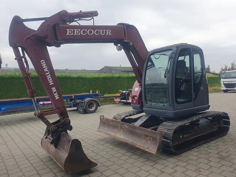 New Holland Kobelco E70 - 8 TON - Minigraver: bilde 1 New Holland Kobelco E70 - 8 TON - Minigraver: bilde 1