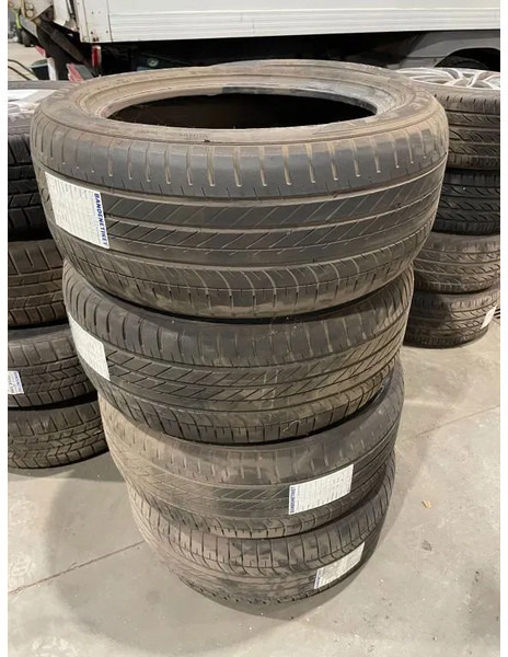 Goodyear Set Goodyear banden 255/50 R19 - Dekk for Personenbil: bilde 1 Goodyear Set Goodyear banden 255/50 R19 - Dekk for Personenbil: bilde 1
