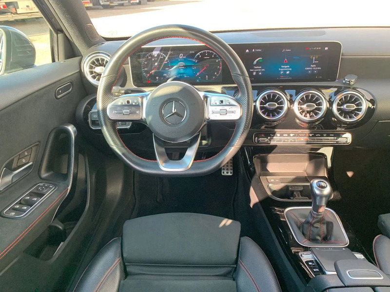 Mercedes-Benz A-Klasse A200 - Personenbil: bilde 5 Mercedes-Benz A-Klasse A200 - Personenbil: bilde 5