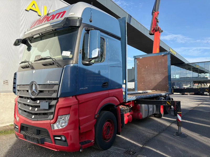 Mercedes-Benz Actros 2548 6X2 + Aanhanger*Palfinger crane*Cruise control*Airco* - Kapellbil, Kranbil: bilde 1 Mercedes-Benz Actros 2548 6X2 + Aanhanger*Palfinger crane*Cruise control*Airco* - Kapellbil, Kranbil: bilde 1