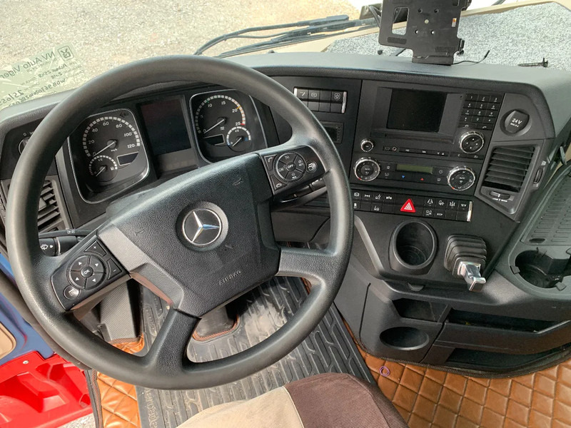 Mercedes-Benz Actros 2548 6X2 + Aanhanger*Palfinger crane*Cruise control*Airco* - Kapellbil, Kranbil: bilde 3 Mercedes-Benz Actros 2548 6X2 + Aanhanger*Palfinger crane*Cruise control*Airco* - Kapellbil, Kranbil: bilde 3