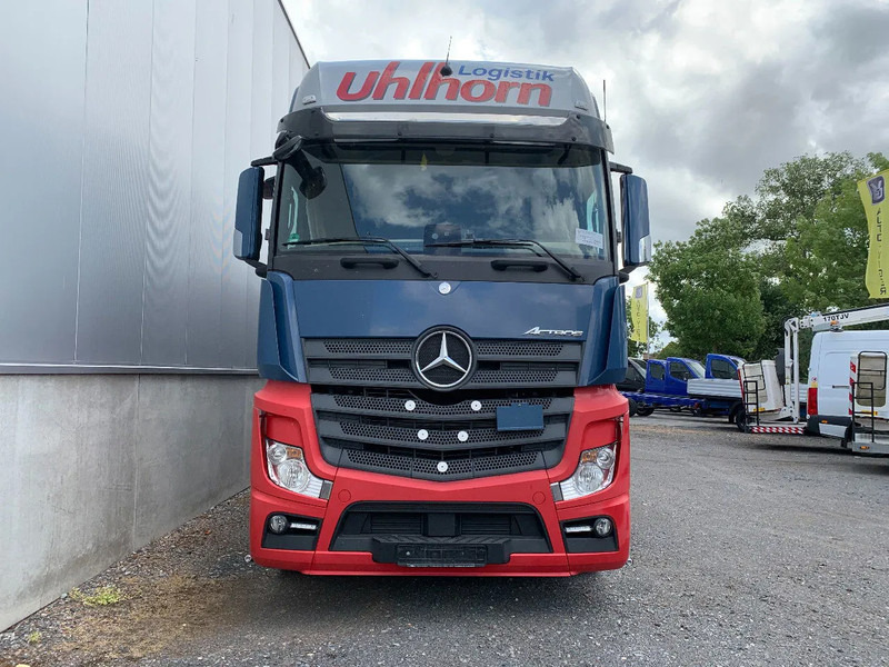 Mercedes-Benz Actros 2548 6X2 + Aanhanger*Palfinger crane*Cruise control*Airco* - Kapellbil, Kranbil: bilde 3 Mercedes-Benz Actros 2548 6X2 + Aanhanger*Palfinger crane*Cruise control*Airco* - Kapellbil, Kranbil: bilde 3