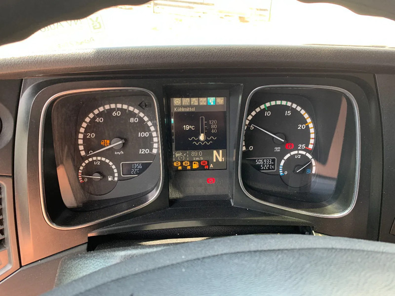 Mercedes-Benz Actros 2548 6X2 + Aanhanger*Palfinger crane*Cruise control*Airco* - Kapellbil, Kranbil: bilde 4 Mercedes-Benz Actros 2548 6X2 + Aanhanger*Palfinger crane*Cruise control*Airco* - Kapellbil, Kranbil: bilde 4