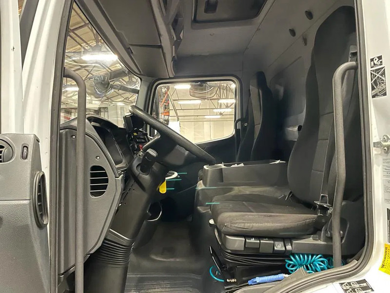 Mercedes-Benz Atego 1621 *Palfinger kraan*Containersysteem*luchtvering achteras*bluetooth - Krokbil, Kranbil: bilde 3 Mercedes-Benz Atego 1621 *Palfinger kraan*Containersysteem*luchtvering achteras*bluetooth - Krokbil, Kranbil: bilde 3