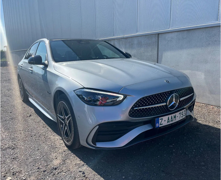 Mercedes-Benz C-Klasse C300e Sedan*AMG PAKKET*NIGHT PAKKET*HEADUPDISPL*360°CAM* - Sedan: bilde 4 Mercedes-Benz C-Klasse C300e Sedan*AMG PAKKET*NIGHT PAKKET*HEADUPDISPL*360°CAM* - Sedan: bilde 4