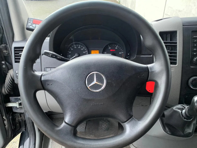 Mercedes-Benz Sprinter 314 *Cruise Control*Bluetooth*Wegrijhulp voor hellingen*Spiegels verwarmd&elektr. verstelbaar - Kassebil: bilde 4 Mercedes-Benz Sprinter 314 *Cruise Control*Bluetooth*Wegrijhulp voor hellingen*Spiegels verwarmd&elektr. verstelbaar - Kassebil: bilde 4