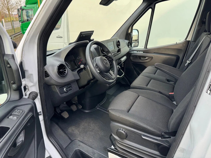 Mercedes-Benz Sprinter 315 L3H2*360°Camera*parktronic*cruise control*zetelverwarming* - Kassebil: bilde 4 Mercedes-Benz Sprinter 315 L3H2*360°Camera*parktronic*cruise control*zetelverwarming* - Kassebil: bilde 4