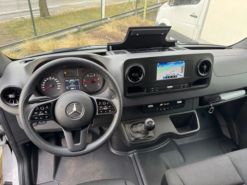 Mercedes-Benz Sprinter 315 L3H2*360°Camera*parktronic*cruise control*zetelverwarming* - Kassebil: bilde 4 Mercedes-Benz Sprinter 315 L3H2*360°Camera*parktronic*cruise control*zetelverwarming* - Kassebil: bilde 4