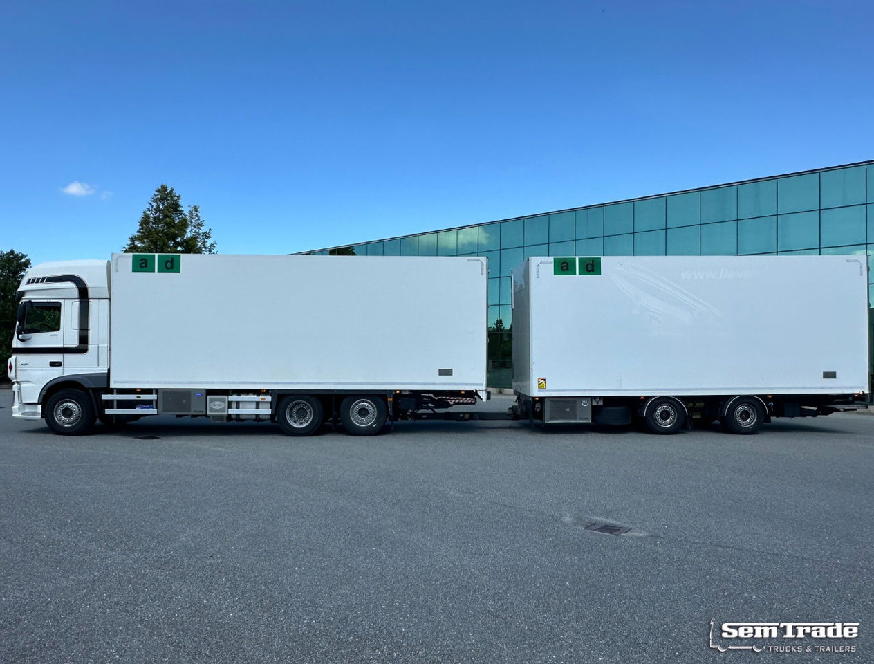 DAF XF 480 FAR SSC 2x Tail Lift 50 CC Trolleys Carrier TRS Iceland Super Condition NL-Combi - Lastebil med kjøl: bilde 2 DAF XF 480 FAR SSC 2x Tail Lift 50 CC Trolleys Carrier TRS Iceland Super Condition NL-Combi - Lastebil med kjøl: bilde 2
