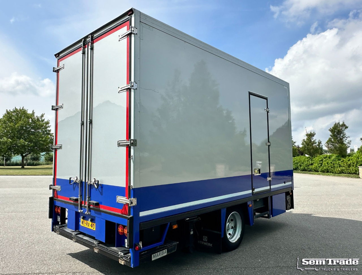 Floor Flma-10 Carrier Cooling 2X Side Door Tail Lift Disc Brakes Holland-Trailer - Kjølehenger: bilde 5 Floor Flma-10 Carrier Cooling 2X Side Door Tail Lift Disc Brakes Holland-Trailer - Kjølehenger: bilde 5