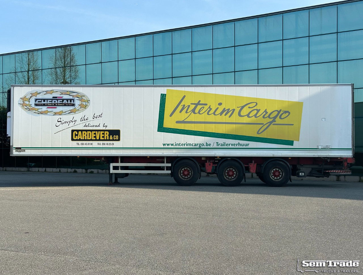 Renders Chereau Carrier Maxima 1300 Steering Axle Tail Lift Belgium Trailer - Kjølesemi: bilde 2 Renders Chereau Carrier Maxima 1300 Steering Axle Tail Lift Belgium Trailer - Kjølesemi: bilde 2