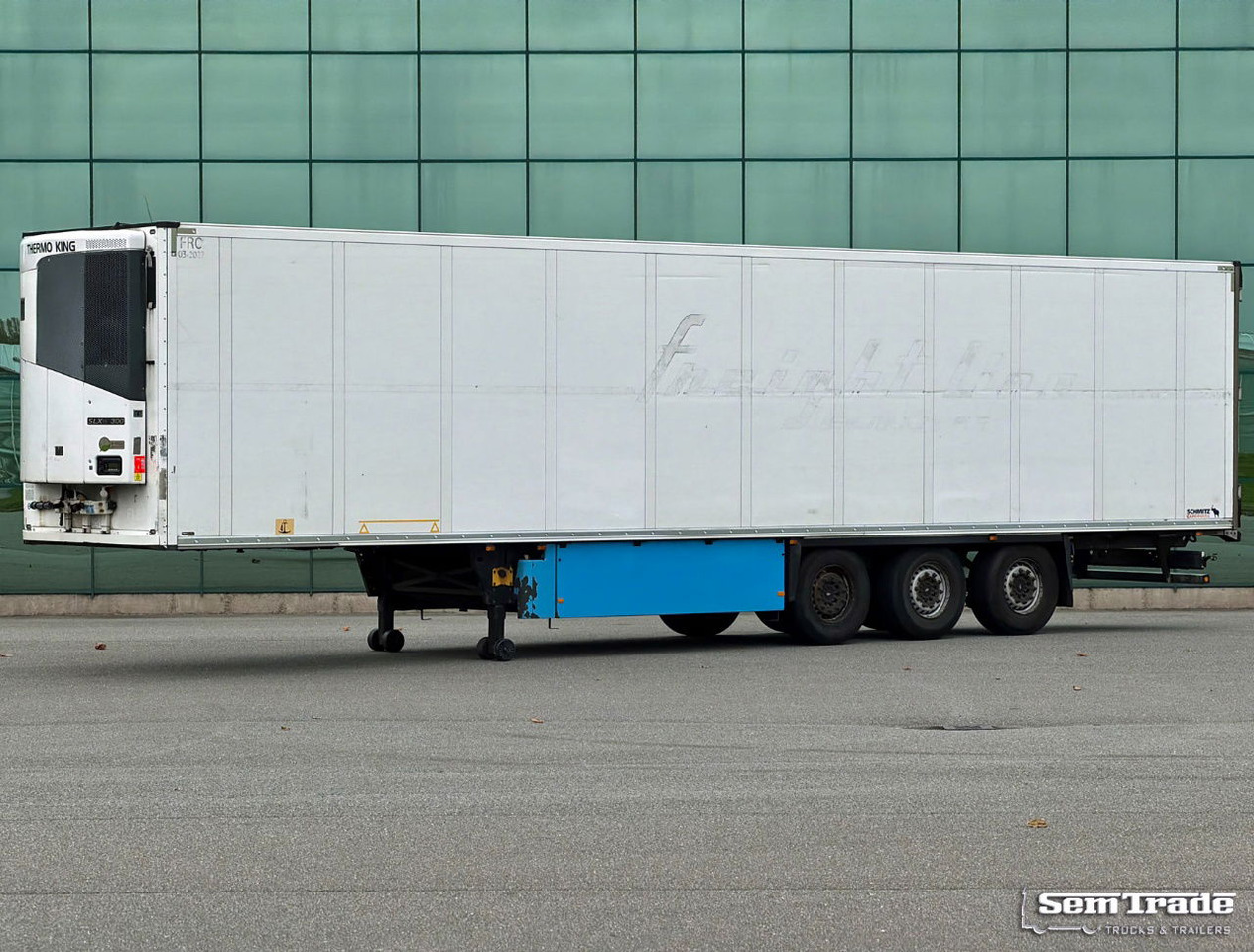 Schmitz Cargobull SCBS3B Thermo King SLXe300 Lift Axle 1340x250x270 Inside NL-Trailer - Kjølesemi: bilde 1 Schmitz Cargobull SCBS3B Thermo King SLXe300 Lift Axle 1340x250x270 Inside NL-Trailer - Kjølesemi: bilde 1