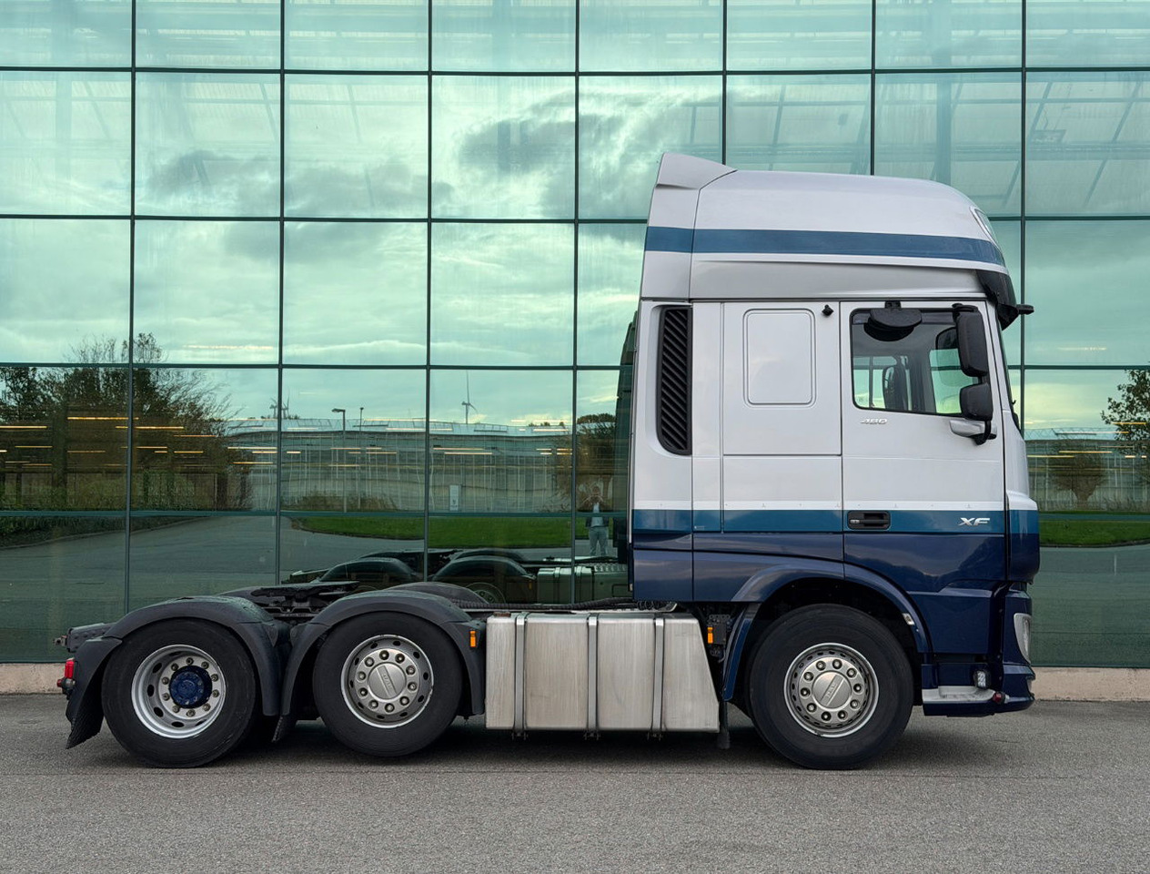 DAF XF 480 FTG SSC 6X2 PTO + Hydraulics TOP Condition NL Truck - Trekkvogn: bilde 4 DAF XF 480 FTG SSC 6X2 PTO + Hydraulics TOP Condition NL Truck - Trekkvogn: bilde 4