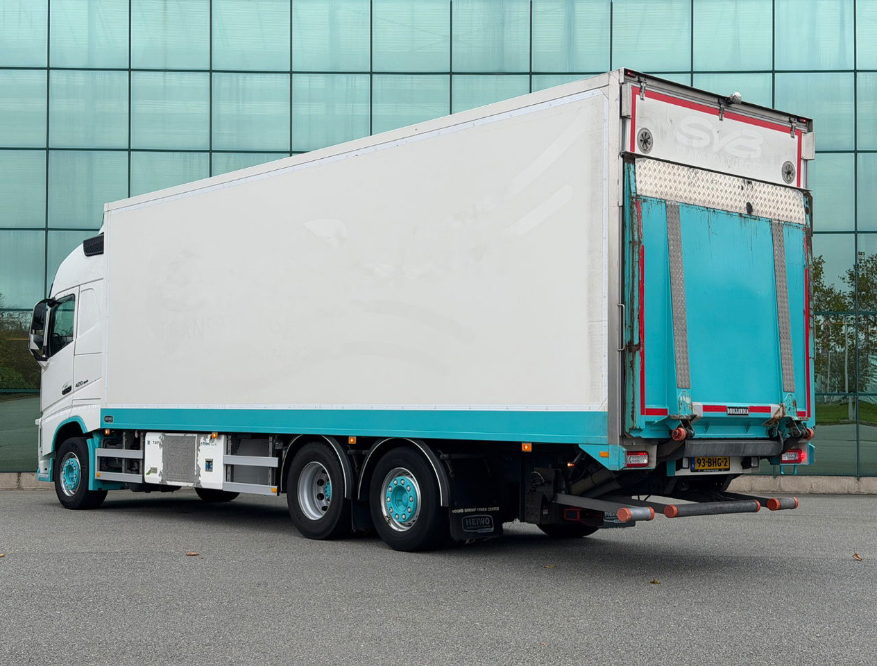 Volvo FH 420 6X2 Globetrotter Heiwo BOX 875 x 250 x 272 CM IN Thermo King T-800 490.000 KM TOP Condition NL Truck - Lastebil med kjøl: bilde 3 Volvo FH 420 6X2 Globetrotter Heiwo BOX 875 x 250 x 272 CM IN Thermo King T-800 490.000 KM TOP Condition NL Truck - Lastebil med kjøl: bilde 3