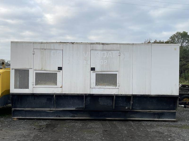 Cat C 18 - 700 - Elektrisk generator: bilde 1 Cat C 18 - 700 - Elektrisk generator: bilde 1