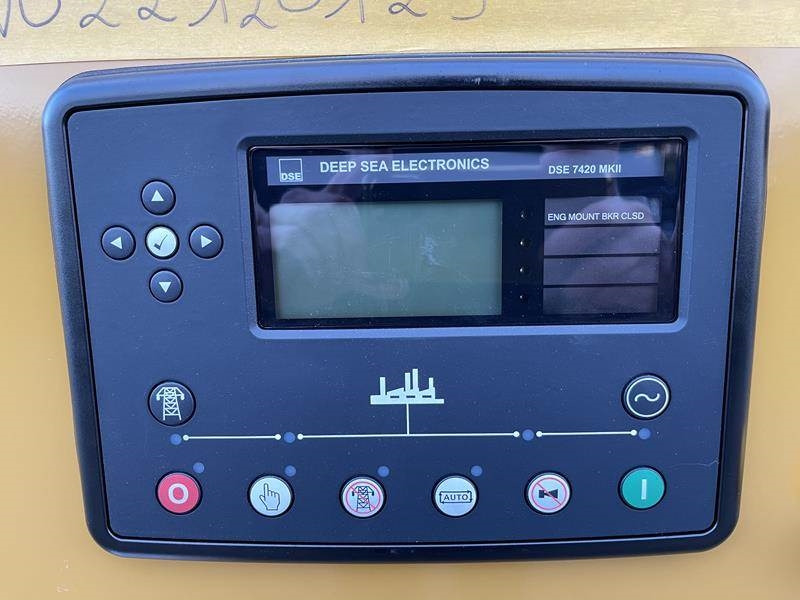 Cat DE 110 E 3 (24 units available) - Elektrisk generator: bilde 2 Cat DE 110 E 3 (24 units available) - Elektrisk generator: bilde 2