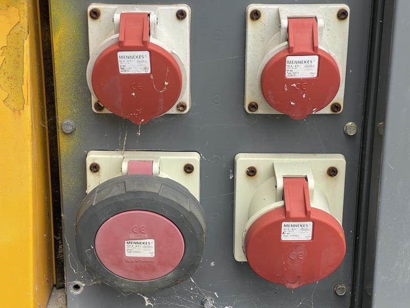 SDMO R 110 C 3 - Elektrisk generator: bilde 5 SDMO R 110 C 3 - Elektrisk generator: bilde 5