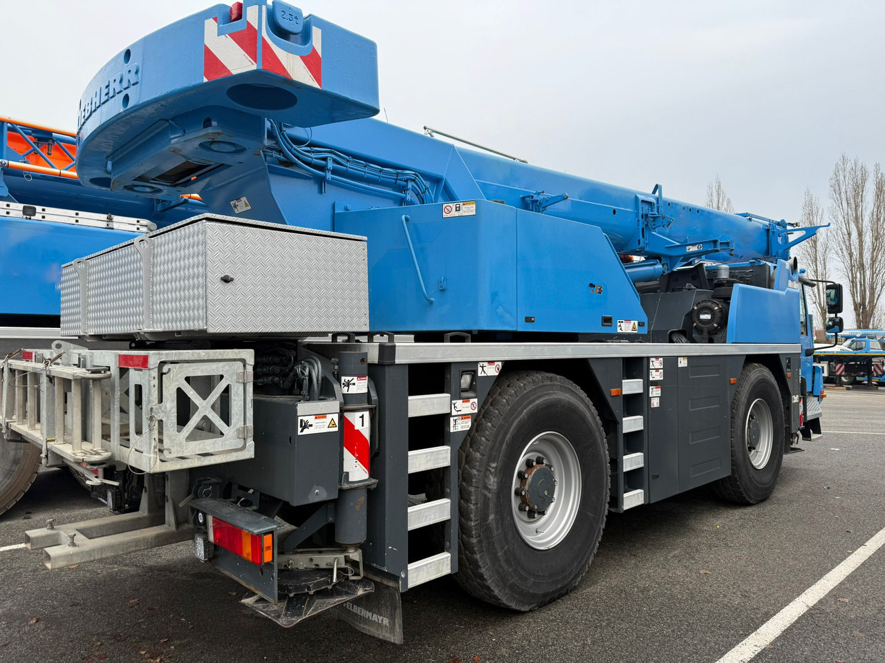 LIEBHERR LTM 1030-2.1 - Mobilkran: bilde 3 LIEBHERR LTM 1030-2.1 - Mobilkran: bilde 3