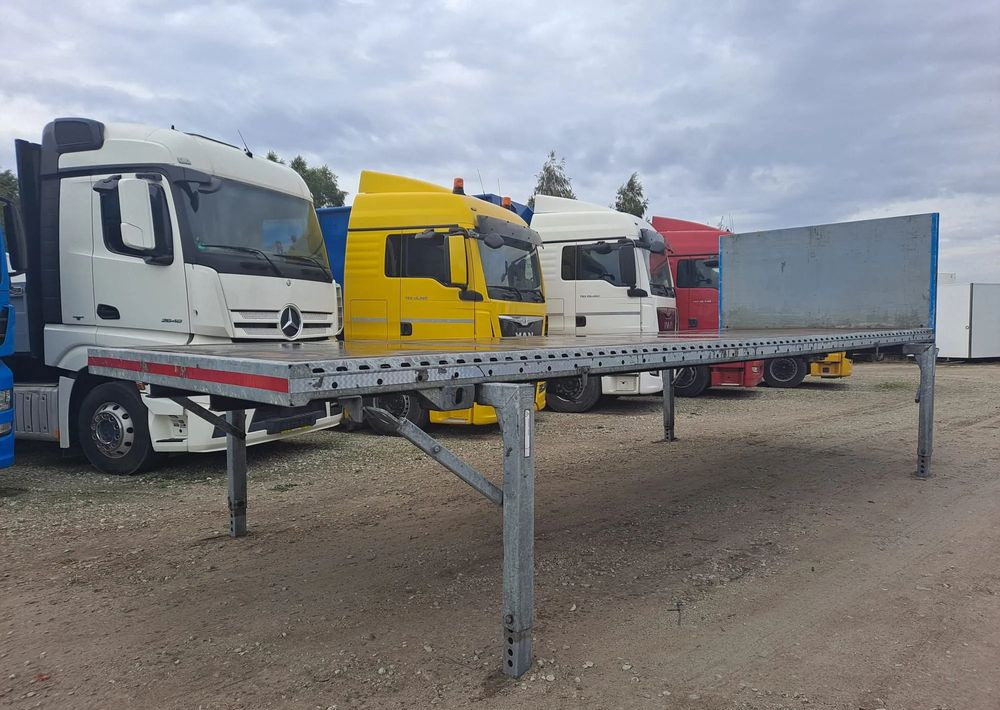 Krone Platforma 7,45 Ackermann - Planpåbygg: bilde 1 Krone Platforma 7,45 Ackermann - Planpåbygg: bilde 1