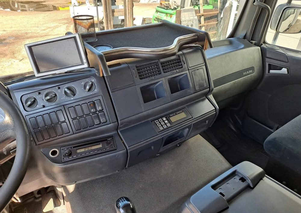 Lastebil med kjøl MAN TGL 12.220 Chłodnia agregat WKD-II SR: bilde 15