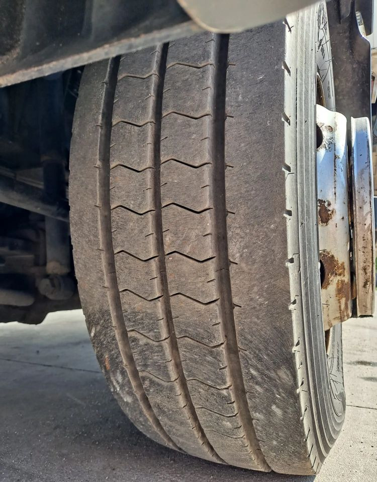 Lastebil med kjøl MAN TGL 12.220 Chłodnia agregat WKD-II SR: bilde 8