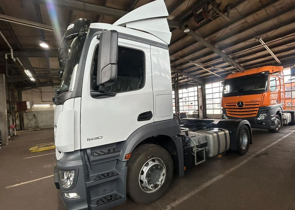 Mercedes-Benz Actros 1830 nadaje się do nauki jazdy Euro 6 - Trekkvogn: bilde 3 Mercedes-Benz Actros 1830 nadaje się do nauki jazdy Euro 6 - Trekkvogn: bilde 3