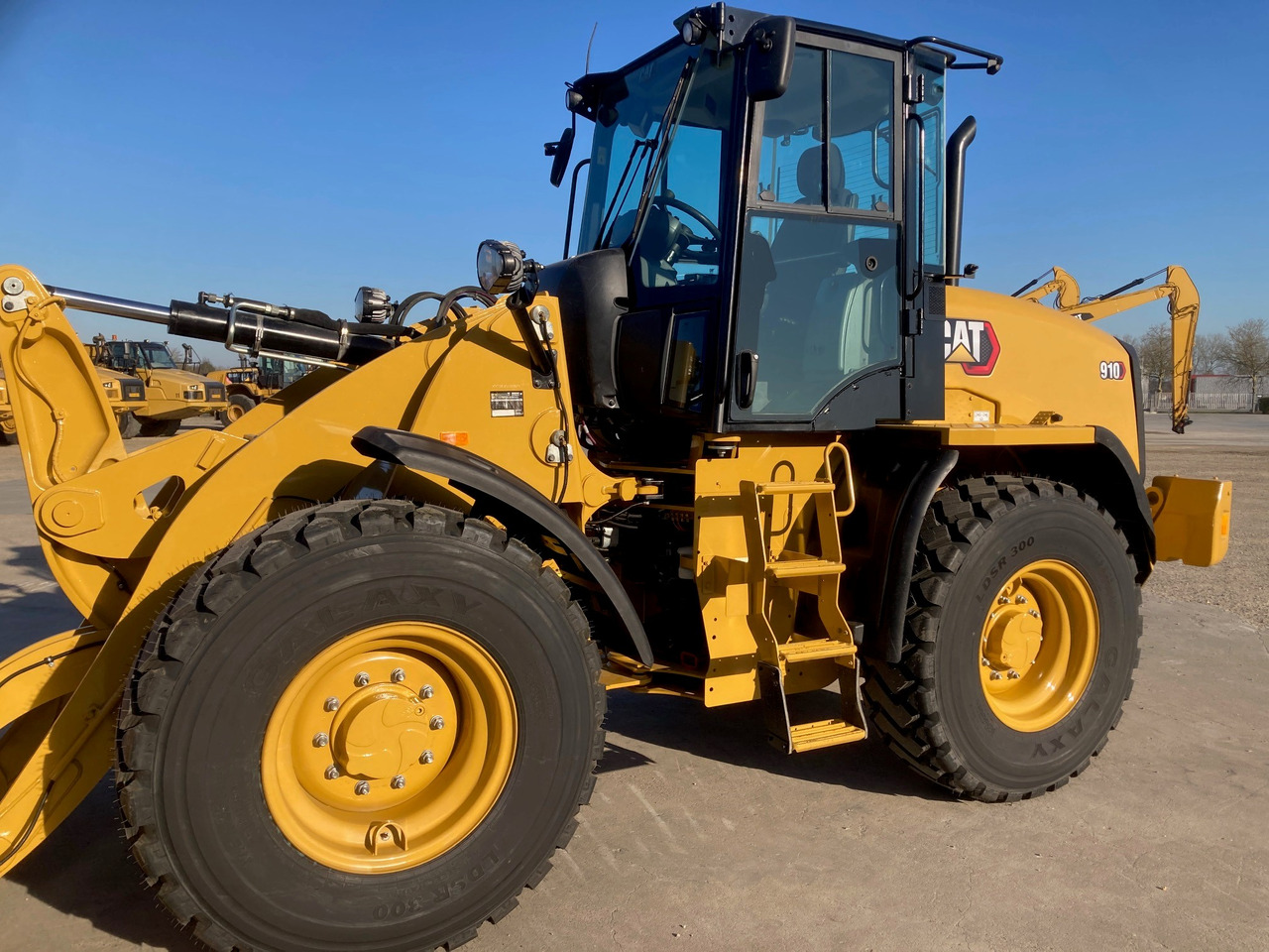 CATERPILLAR 910 - Hjullaster: bilde 2 CATERPILLAR 910 - Hjullaster: bilde 2