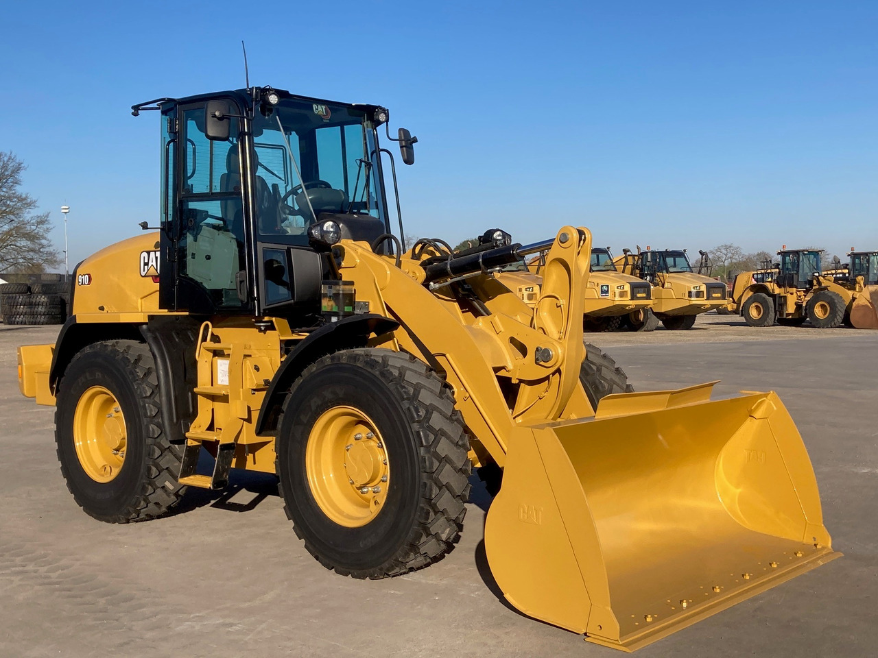 CATERPILLAR 910 - Hjullaster: bilde 4 CATERPILLAR 910 - Hjullaster: bilde 4
