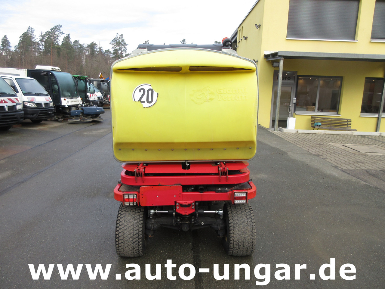 Gianni Ferrari Turbo 4 T Cruiser Großflächenmäher 4x4 mit Hochentleerung Bj. 2015 - Kommunale traktor: bilde 5 Gianni Ferrari Turbo 4 T Cruiser Großflächenmäher 4x4 mit Hochentleerung Bj. 2015 - Kommunale traktor: bilde 5