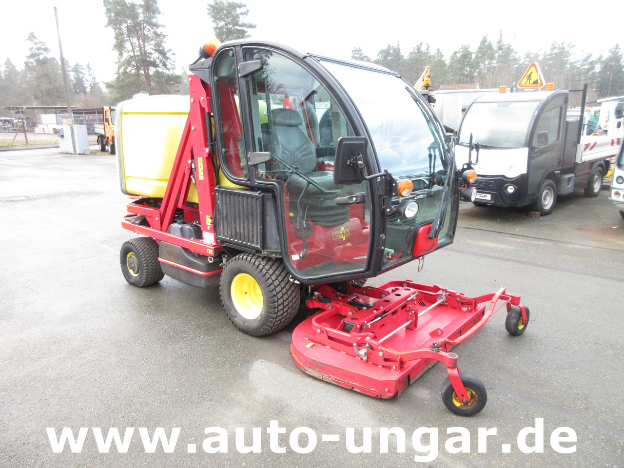 Gianni Ferrari Turbo 4 T Cruiser Großflächenmäher 4x4 mit Hochentleerung Bj. 2015 - Kommunale traktor: bilde 1 Gianni Ferrari Turbo 4 T Cruiser Großflächenmäher 4x4 mit Hochentleerung Bj. 2015 - Kommunale traktor: bilde 1