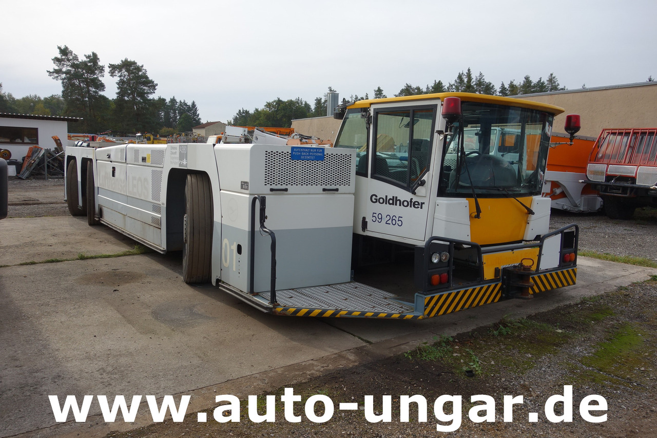 Goldhofer AST-1X 1360 Allradlenkung 6x6 towbarless Pushback Airbus A380 Deutz TCD 2015 V08 - 1.360PS - Pushbacktraktor: bilde 1 Goldhofer AST-1X 1360 Allradlenkung 6x6 towbarless Pushback Airbus A380 Deutz TCD 2015 V08 - 1.360PS - Pushbacktraktor: bilde 1