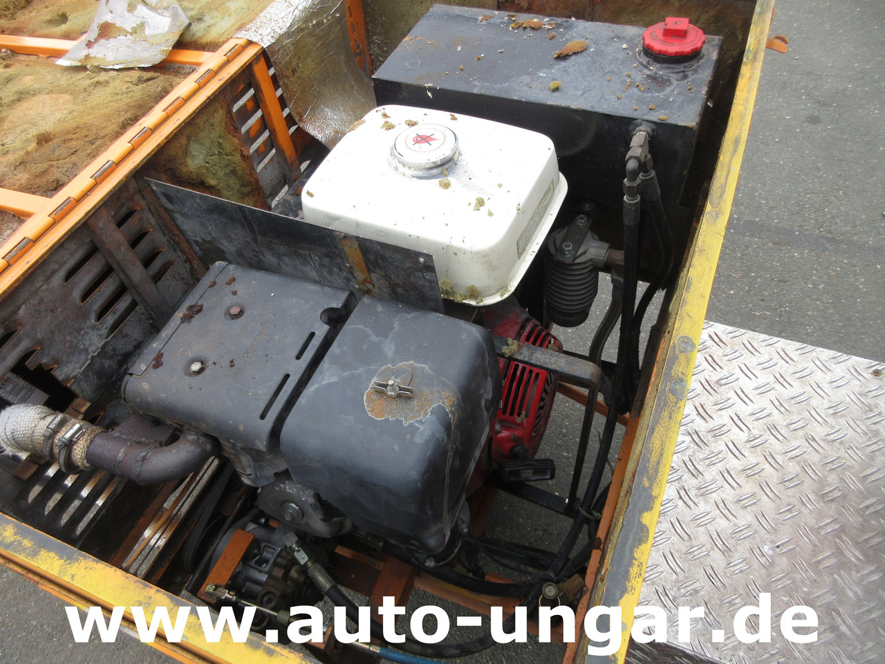 Asfaltteknikk Graco LineLazer II 5900  auf Zindel VarioZet Linedriver Perlstreuer + Airless-Farb-Spritze Hofmann: bilde 12