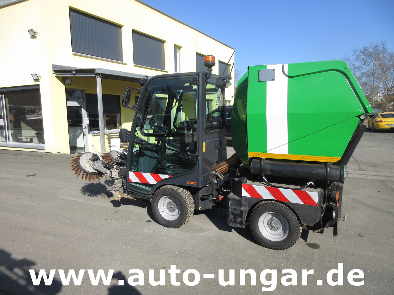 Holder X40 / X45 Baujahr 2017 Knicklenkung Kehraufbau 4x4 Kommunalhydraulik Frontheber - Feiebil: bilde 5 Holder X40 / X45 Baujahr 2017 Knicklenkung Kehraufbau 4x4 Kommunalhydraulik Frontheber - Feiebil: bilde 5