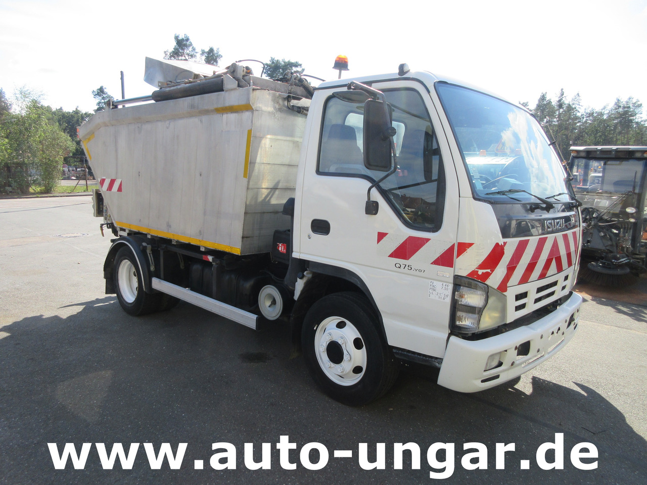ISUZU NQR smoother NPR 75 Q75.Y07 Faun Müllwagen Euro 4 Kipper Lifter Presse - Søppelbil: bilde 3 ISUZU NQR smoother NPR 75 Q75.Y07 Faun Müllwagen Euro 4 Kipper Lifter Presse - Søppelbil: bilde 3