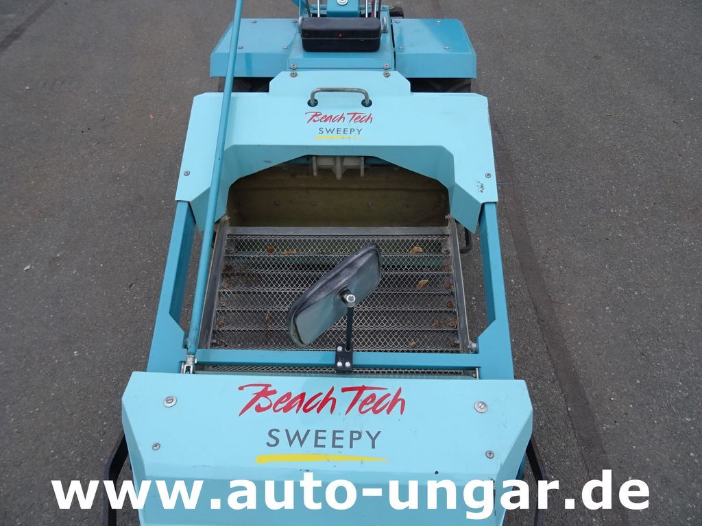 KASSBOHRER Kässbohrer BeachTech Sweepy Strandreiniger - Rengjøringsmaskin: bilde 4 KASSBOHRER Kässbohrer BeachTech Sweepy Strandreiniger - Rengjøringsmaskin: bilde 4
