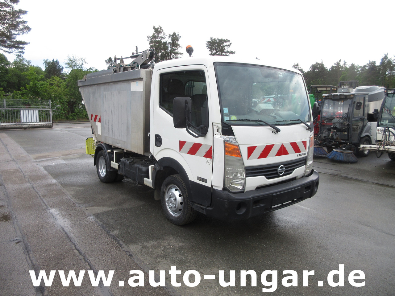 NISSAN Cabstar Faun City - Provence Benne Müllwagen Lifter Presse Kipper 3.500kg - Søppelbil: bilde 1 NISSAN Cabstar Faun City - Provence Benne Müllwagen Lifter Presse Kipper 3.500kg - Søppelbil: bilde 1