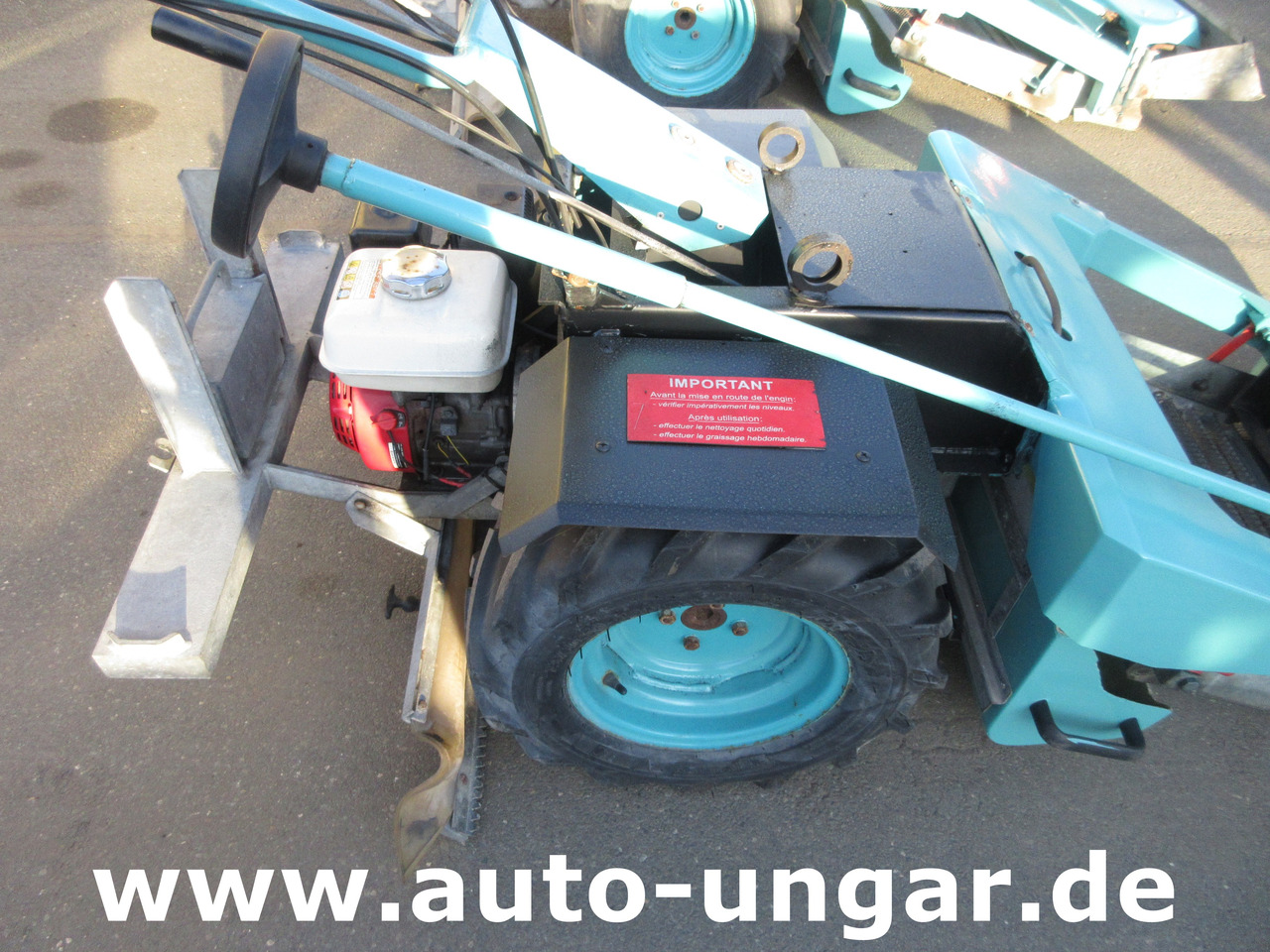 Beachtech Sweepy walk-behind Beachcleaner Strandreiniger Cribleuse de Plage - Utility-/ Spesiell maskin: bilde 5 Beachtech Sweepy walk-behind Beachcleaner Strandreiniger Cribleuse de Plage - Utility-/ Spesiell maskin: bilde 5