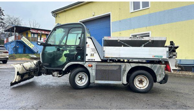 AUSA B 200H 4x4 sklápěč sypač zametač radlice - Bygg og anlegg: bilde 1 AUSA B 200H 4x4 sklápěč sypač zametač radlice - Bygg og anlegg: bilde 1