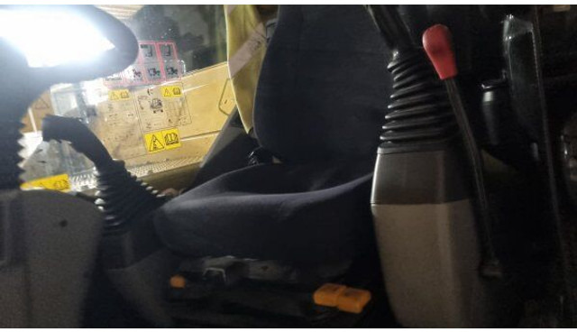 Komatsu PW 138 MR - Hjulgraver: bilde 4 Komatsu PW 138 MR - Hjulgraver: bilde 4