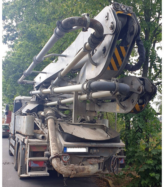 Betongpumpe MAN KCP38 +6x4 TGA 33.400: bilde 14