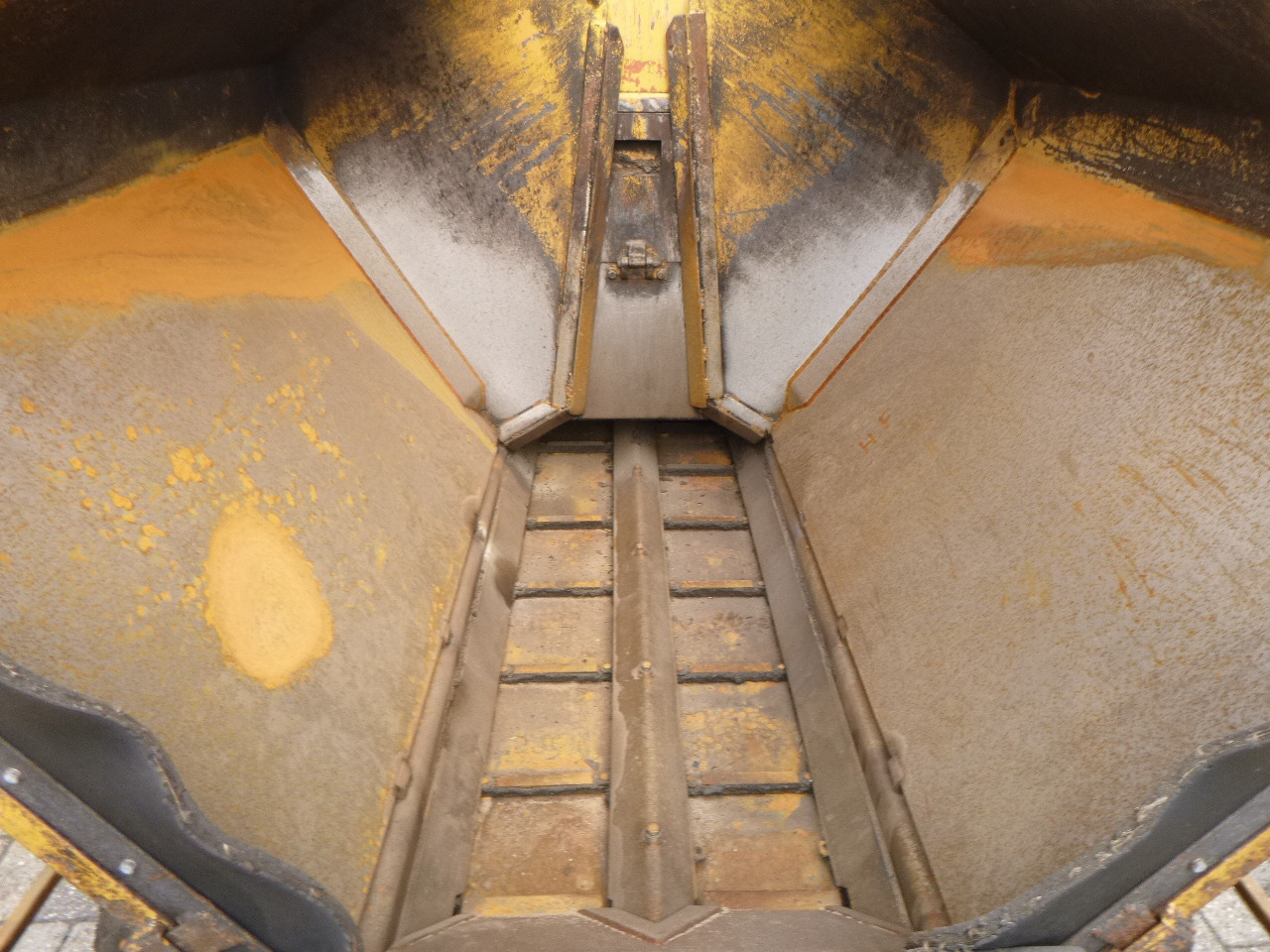 Asfaltutlegger CATERPILLAR BB730: bilde 12