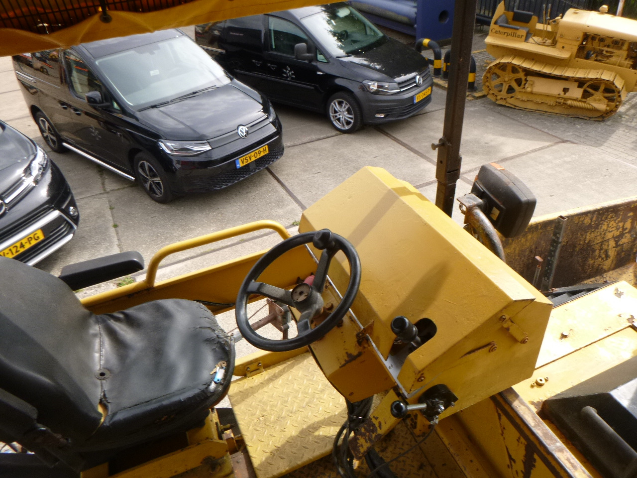 Asfaltutlegger CATERPILLAR BB730: bilde 36